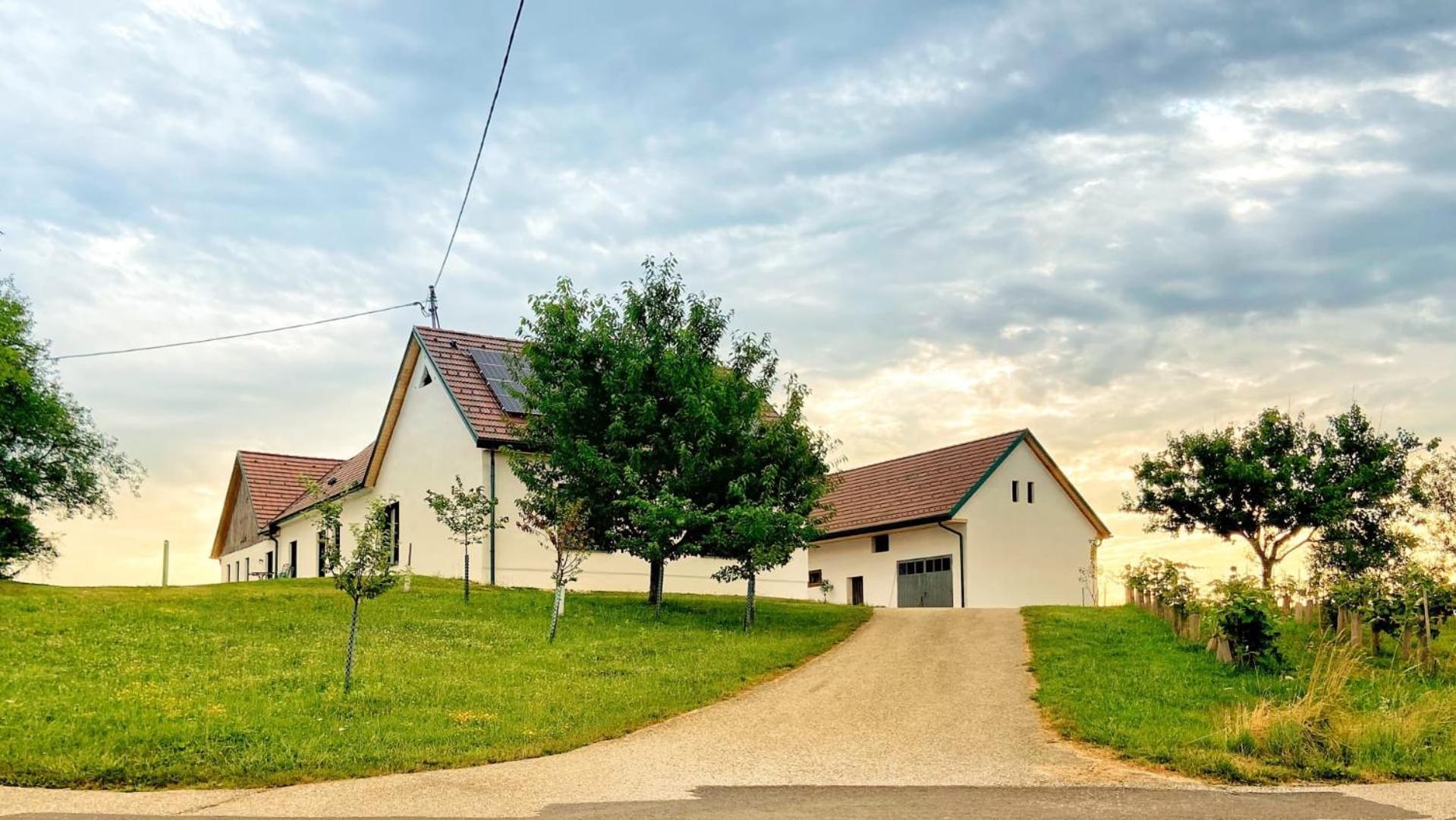 Kaeferberghof Im Burgenland, Komfortzimmer Mit Fruehstueck, Bed & Breakfast, Urlaub Am Bauernhof Eltendorf Exteriör bild