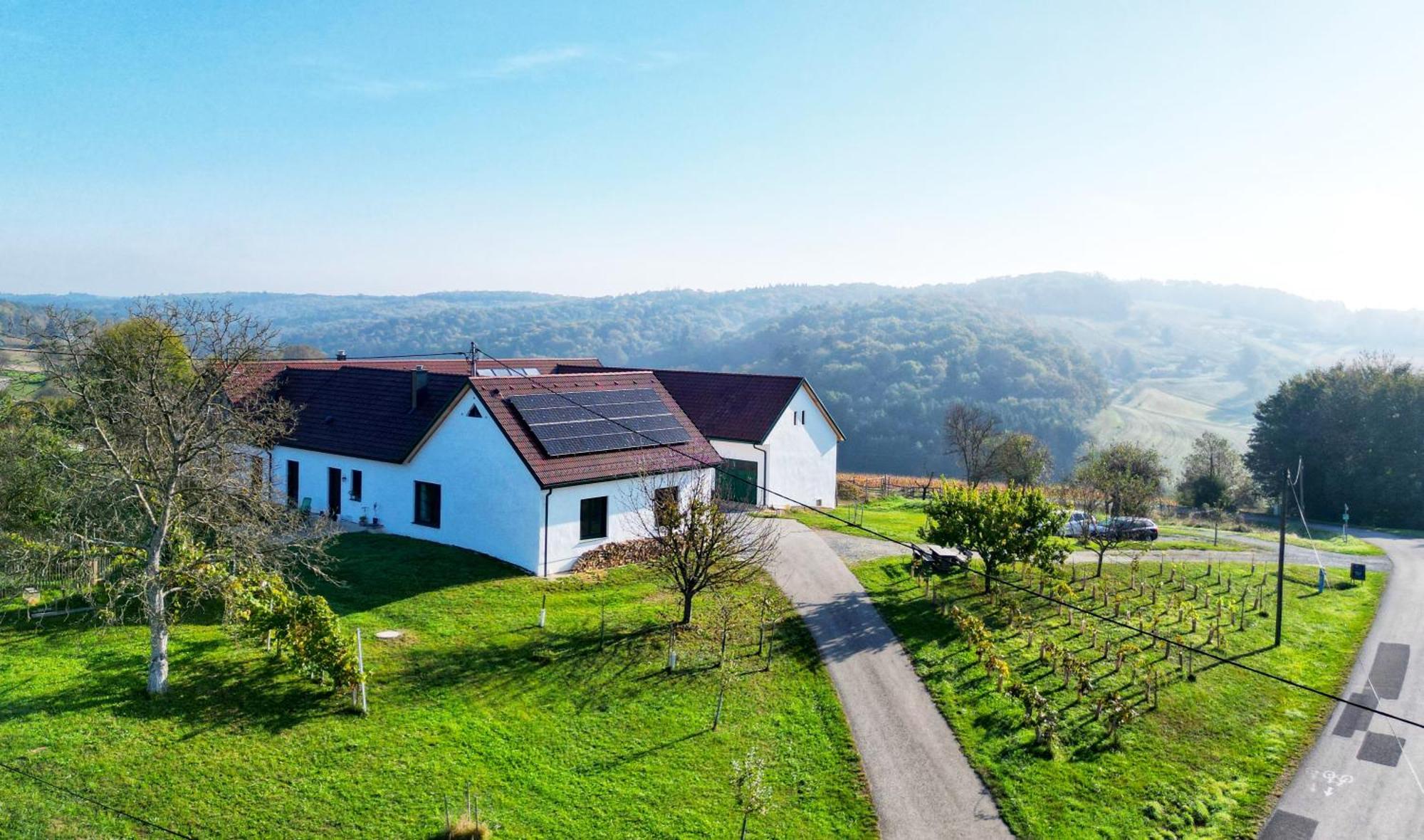 Kaeferberghof Im Burgenland, Komfortzimmer Mit Fruehstueck, Bed & Breakfast, Urlaub Am Bauernhof Eltendorf Exteriör bild