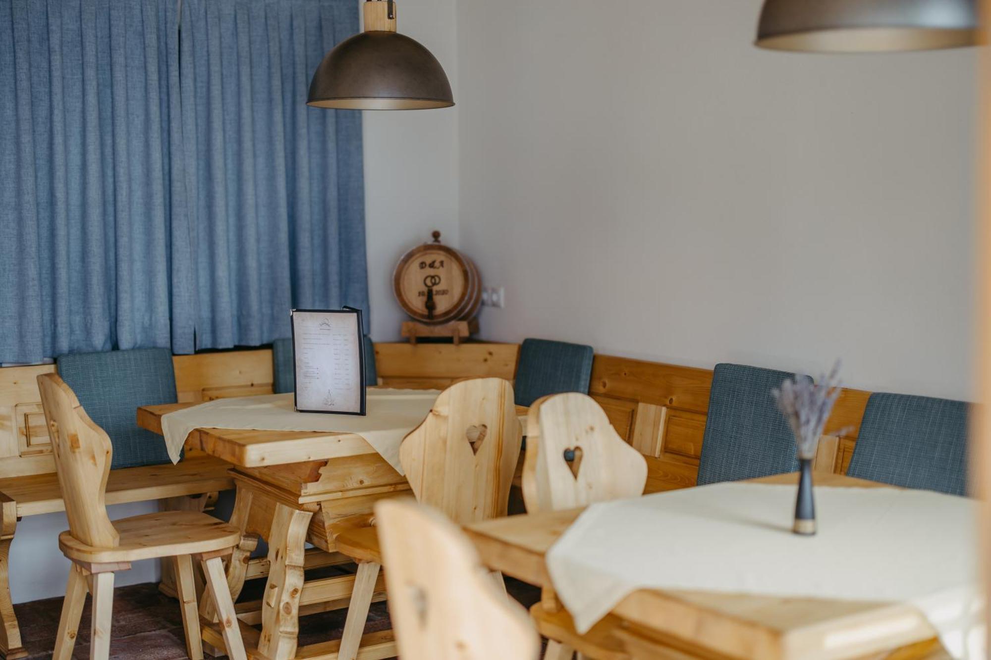 Kaeferberghof Im Burgenland, Komfortzimmer Mit Fruehstueck, Bed & Breakfast, Urlaub Am Bauernhof Eltendorf Exteriör bild